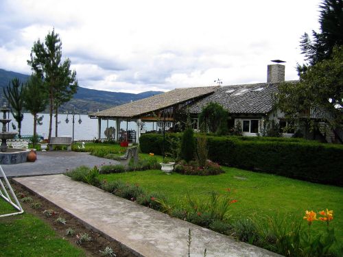 Aktive Vulkane Ecuador: San Pablo See, Ecuador