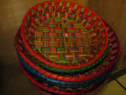 7 BEST ART, HANDICRAFTS MARKETS OF ECUADOR: Baskets in Productos Andinos, Quito