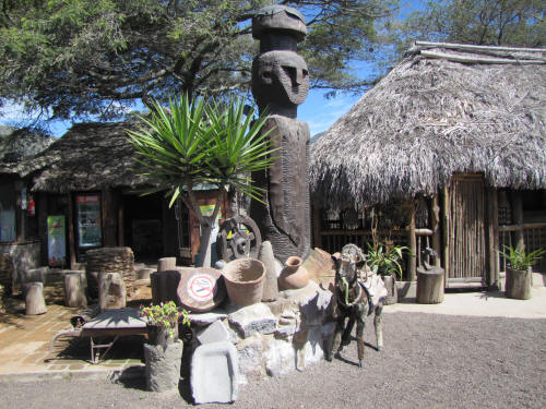 WHAT IS MITAD DEL MUNDO MONUMENT? Inti-�an Museum