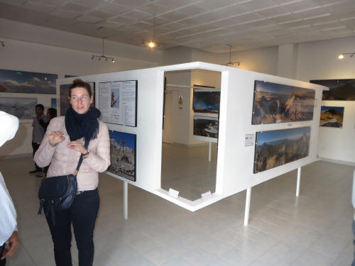 WHAT IS MITAD DEL MUNDO MONUMENT? Ecuador pavilllion
