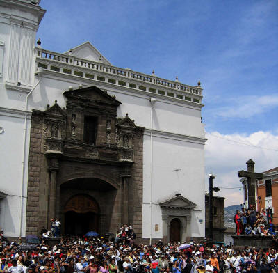 KLIMA DIAGRAMM QUITO [BESTE REISEZEIT QUITO]: Bei Sonnenschein in Quito ist das Licht  unglaublich hell