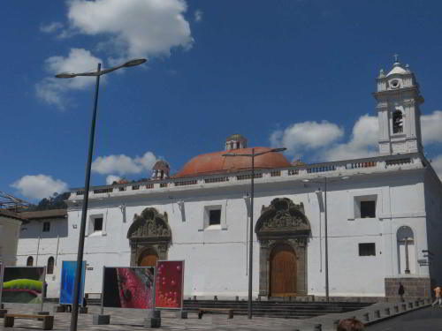 FAMOUS HISTORIC CHURCHES IN QUITO, ECUADOR: Santa Clara Churchr