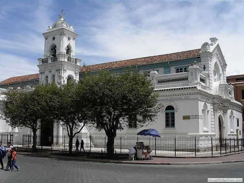 catedral_vieja_sagrario_cuenca_ecuador
