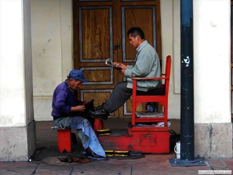 cuena_ecuador_shoe_shine