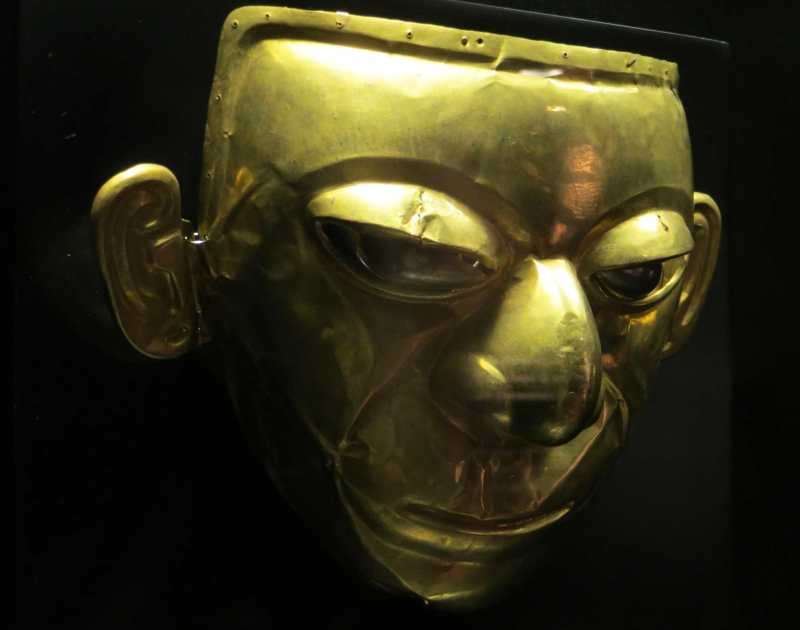 golden-mask-sala-de-oro-museo-banco-central