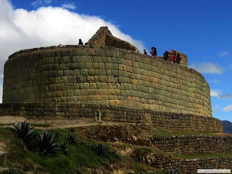 ingapirca_temple_of_the_sun_with_inca_walls