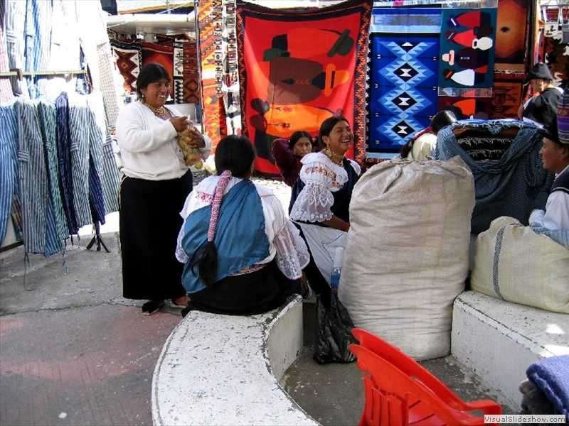 otavalo_indian_women_traditional_dress